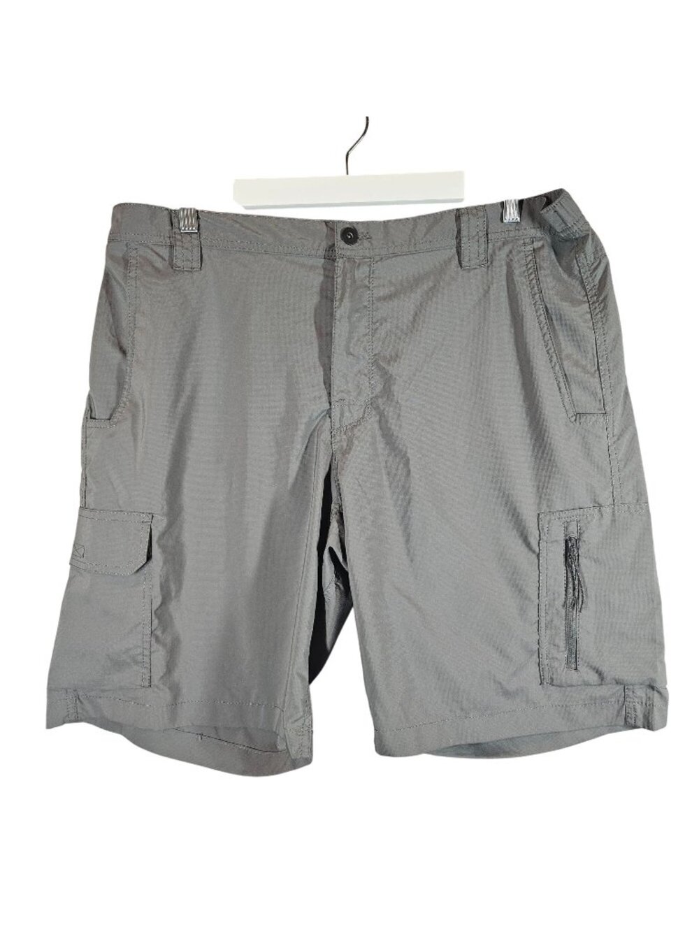 Columbia Mens 38 Gray Cargo Shorts Zipper Pocket Elastic  casual gropcore work